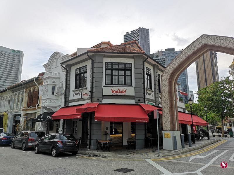 老字号巴东饭Rumah Makan Minang，第一次没有了人潮。（作者摄）