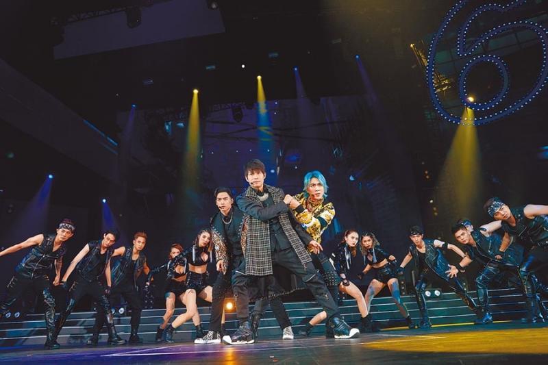 5566高雄演唱会是台湾解封后第一个宣布复唱的万人演唱会。