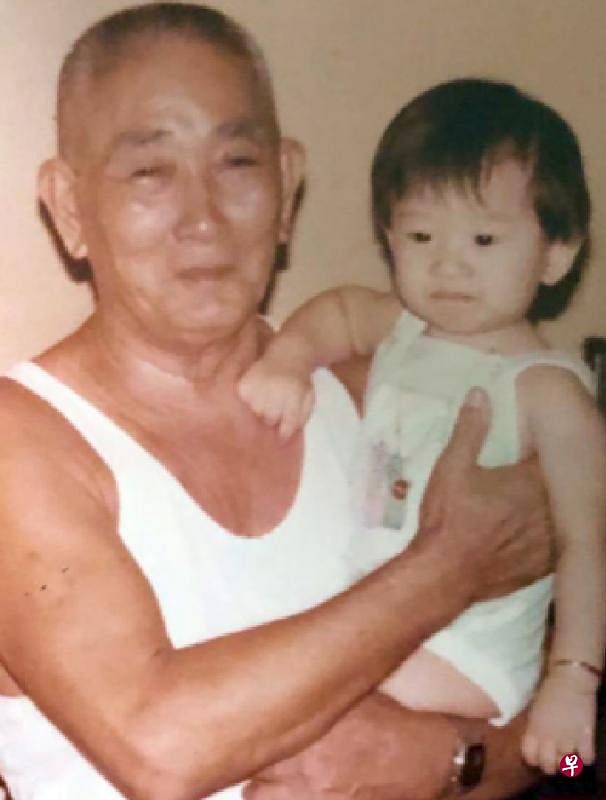 陈耀坤生于传统华人家庭，父亲陈源福是个典型严父。（受访者提供）