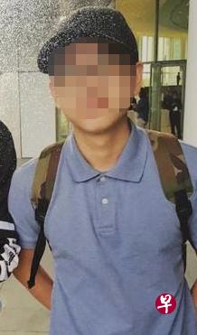 21岁的赖旭安去年11月在送餐途中突然感到不适而被送入医院，之后抢救无效8天后过世，死因为脑出血。 （受访者提供） 