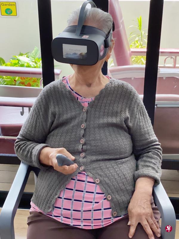 患者的整个VR疗程都被扫描成数据，供医生进一步分析，以便为患者调整护理疗程。（受访者提供） 