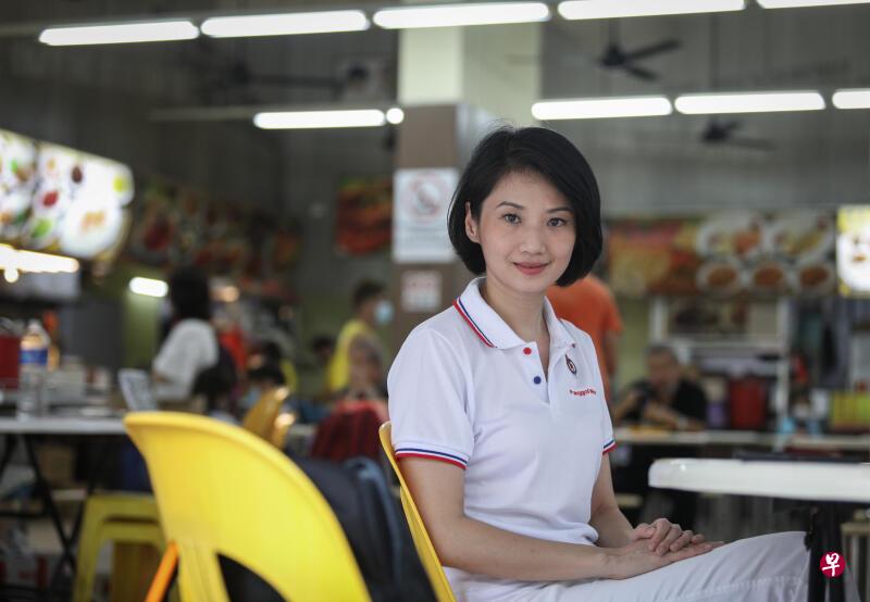 考虑到冠病疫情为我国带来严峻的考验，人民行动党榜鹅西区候选人孙雪玲希望与居民同舟共济，在就业、生活等方面为居民提供更针对性的援助。（林泽锐摄）