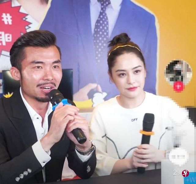 香港艺人阿娇（右）最近到上海和大陆网红拍档一起做直播售卖美容产品。（互联网） 