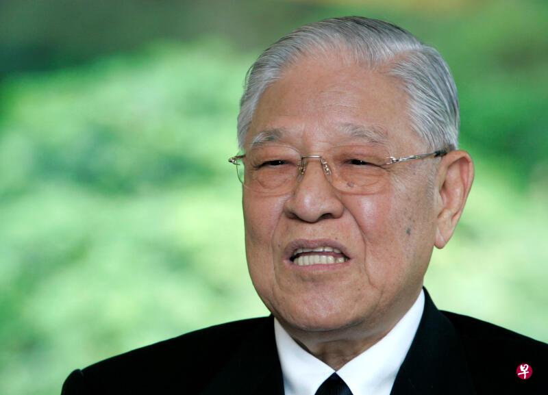 高龄98岁的李登辉因败血性休克及多重器官衰竭抢救无效逝世。（路透社档案照片）