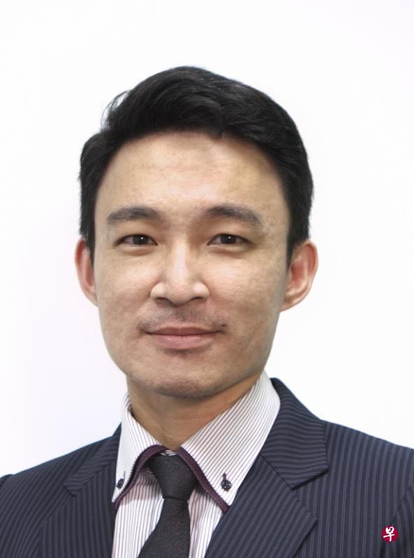 FSMOne.com总经理黄智郁建议，每年评估一次或当全球经济出现重大变化时评估投资产品，例如数码经济抬头之际买入相关挂牌基金。（受访者提供）