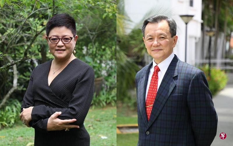 雅西西慈怀病院主席范秀平（左）第二次受委太平绅士。她说，过去五年，两大职务是主持结婚宣誓及视察监狱，两者虽是不同的角色，但都极具意义。马成家（右）是首次受委为太平绅士。他说，下来将继续努力，尽可能帮助有需要的人士。（内政部提供）