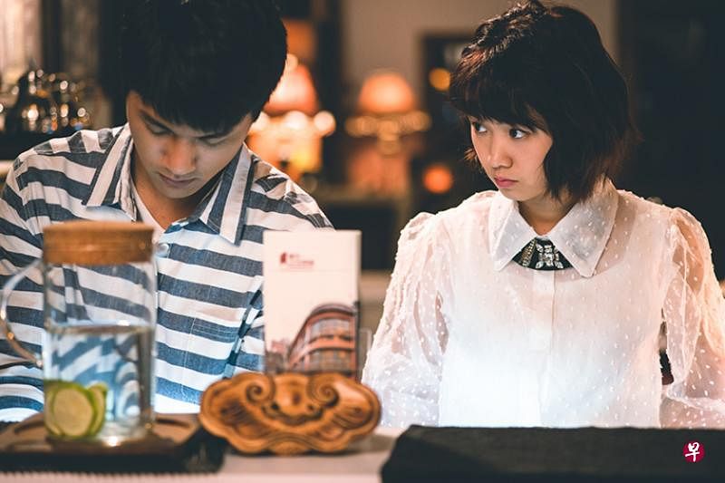 林缇爱（严正岚饰，右）和王梧安（李冠毅饰）展开寻根之旅。（互联网）