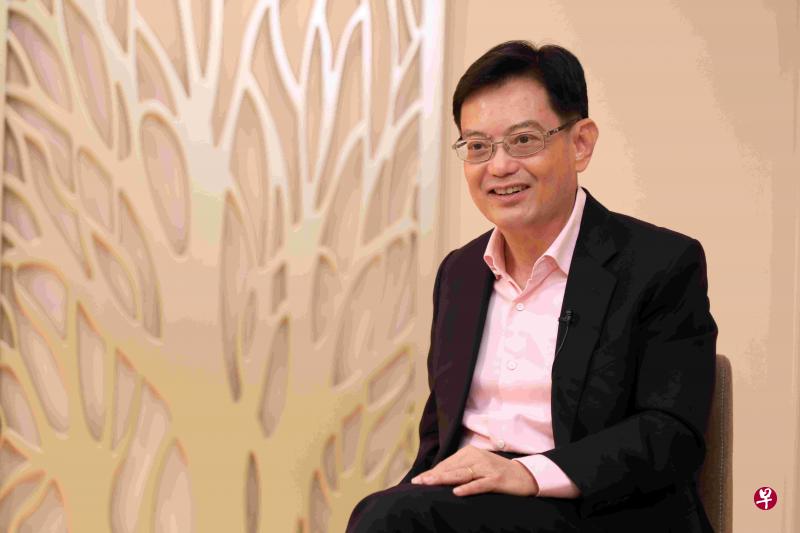 今年是新加坡与中国建交30年，两国接下来如何让双边关系更上层楼？新加坡副总理兼经济政策统筹部长及财政部长王瑞杰阐述对未来的多项愿景。（林国明摄）