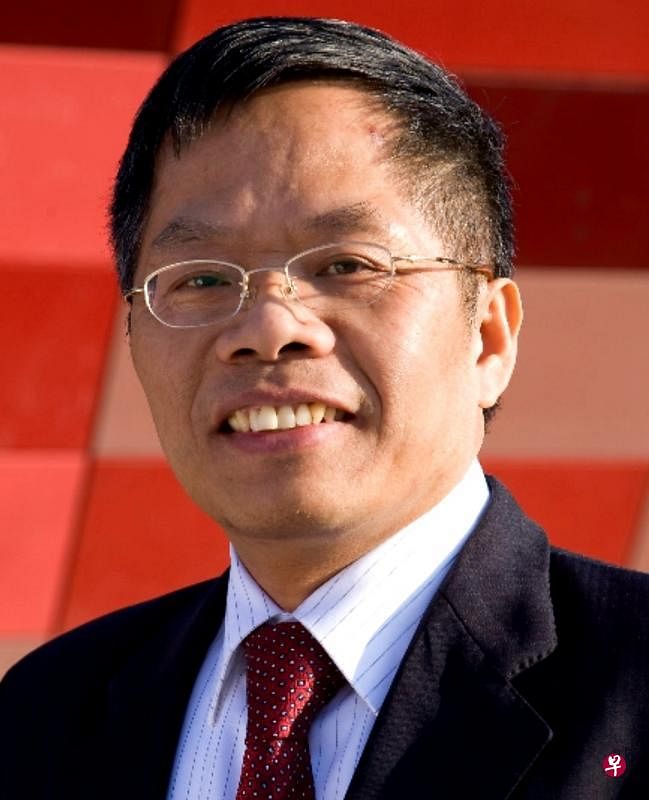 重庆大学经济学教授兼宁波诺丁汉大学讲座教授姚树洁（受访者提供）
