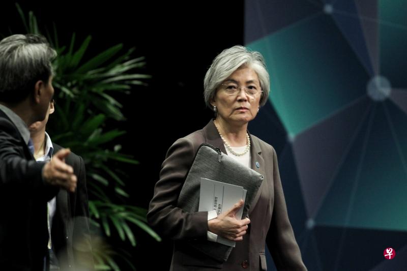 韩国外长康京和此次访美，将与美国当选总统拜登负责外交事务与安全事务的成员会面。（档案照） 