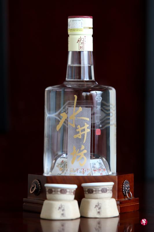 近年来，许多中国人也爱上了榴梿，还有人用白酒的香型来为榴梿分类品评。