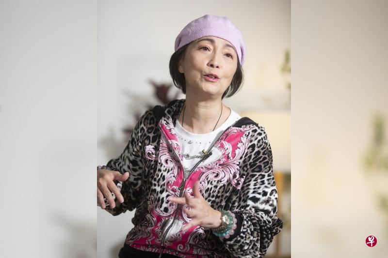 苑琼丹透露，有人为了与传媒保持友好关系，将是非当人情，刻意抹黑她，她就当看不到，只要伤害不到她她就不管。（互联网）