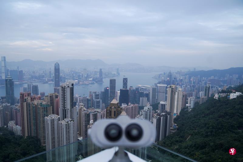 “很不幸的，由于香港第四波疫情持续加重，香港方面昨天宣布，新港航空泡泡”计划将延迟两个星期启航，12月初才公布启航日期，可说是出师不利。”（档案照）