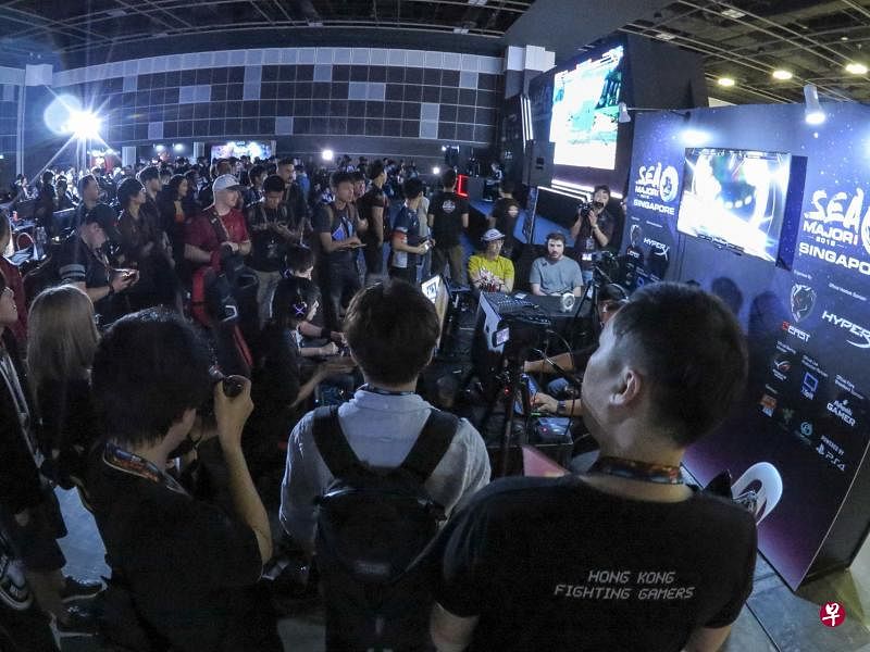 去年在新加坡举办的电竞活动包括GameStart，吸引了许多区域选手前来参赛。电竞业者认为，庞大的东南亚电竞市场有利本地电竞业的发展。（GameStart提供）