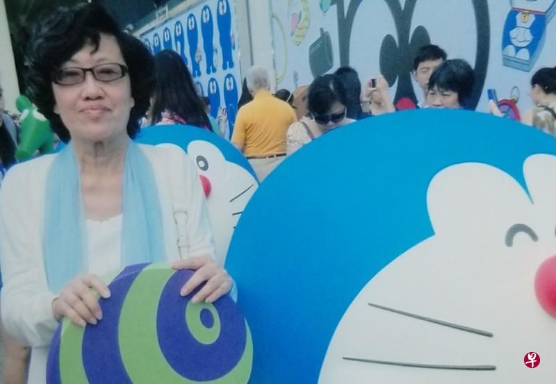 将哆啦A梦带出日本，有港产“叮当之母”之称的《儿童乐园》前社长张浚华。（受访者提供）