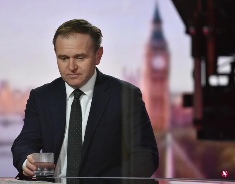 英国农业部长尤斯蒂斯说，英国与欧盟之间关于脱欧后贸易协定的已进入最后几天的谈判，但基本分歧仍存在。（路透社） 