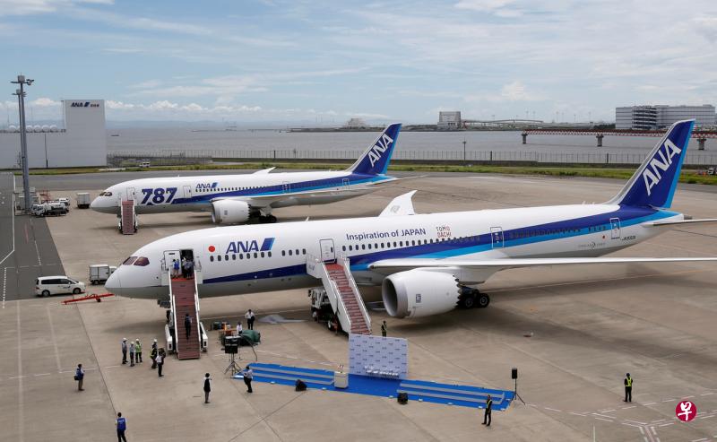 波音787 客机属于中型客机。（路透社） 