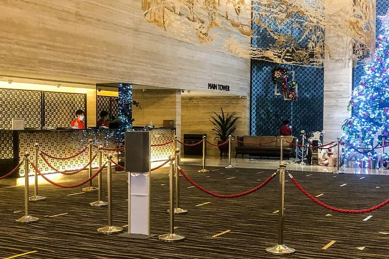 当局调查乌节文华酒店13起有关联确诊病例之后虽然没有发现任何违例的行为，但防疫措施有改善的空间。（档案照片） 