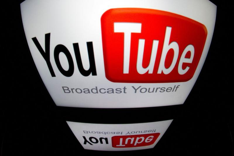 Alphabet Inc周二宣布，禁止特朗普在YouTube上载新视频或网络直播的措施将至少再延长七天，其频道的评论功能也将继续无限期取消。（法新社） 