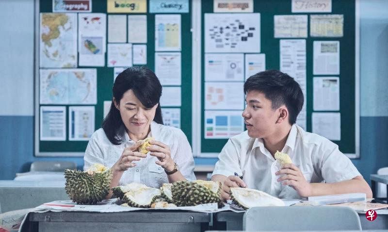 ←《热带雨》将与《夺冠》（下图）等强片抢入第二轮的15部外语片候选名单。（剧照）