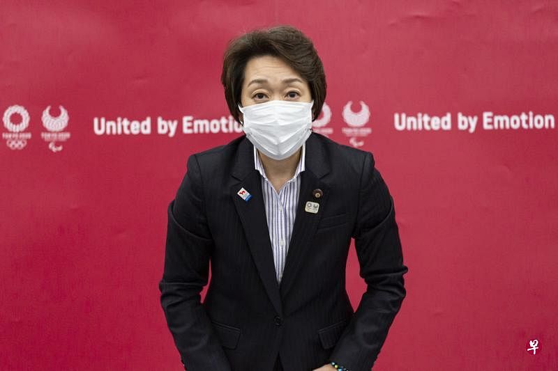 桥本圣子昨天以新任东京奥运组委会主席身份召开记者会。（彭博社）