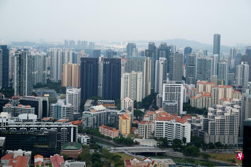 大多分析师认为，我国楼市措施到位，应不会出现房地产泡沫等剧烈变动。（曾坤顺摄）