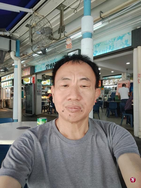 53岁的钟瑞峰在做例常检查时发现自己有肾结石，之前完全没有任何异状。（受访者提供）