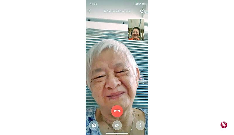 前义顺议员李美花在面簿上分享与母亲视讯的“合照”，表示很想念她。 （取自面簿） 