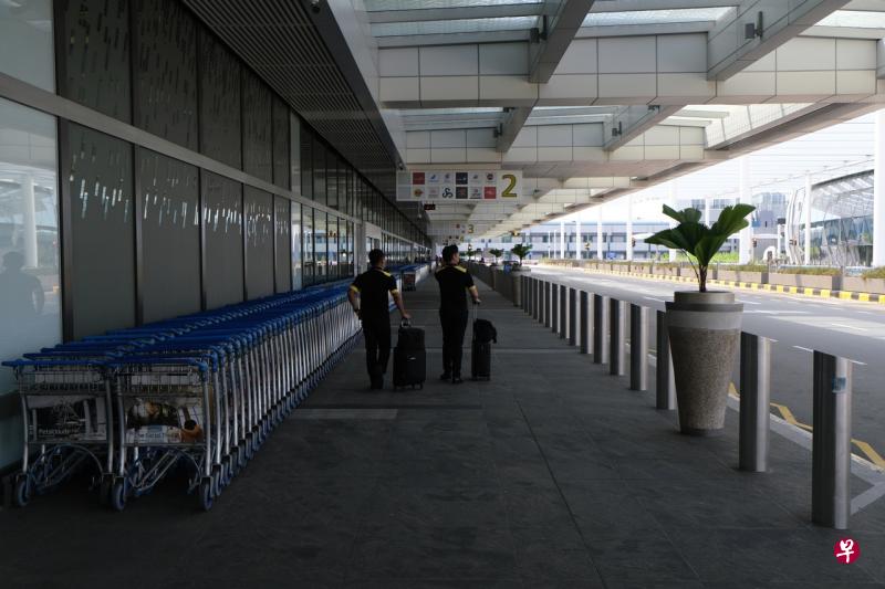 我国是在去年9月和文莱达成协议共建互惠绿色通道，为两国之间必要的公务和商务旅游提供便利。（档案照片） 