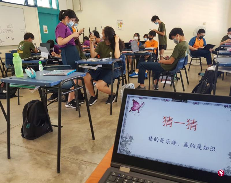 安德逊实龙岗初院母语双周活动，透过让学生参与猜字谜、猜成语、绕口令大比拼和文化常识比赛，增进母语文化认识。（安德逊实龙岗初院提供） 