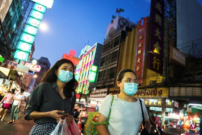 为刺激国内买气，泰国政府推出E优惠券计划，鼓励民众多消费购物。（路透社） 