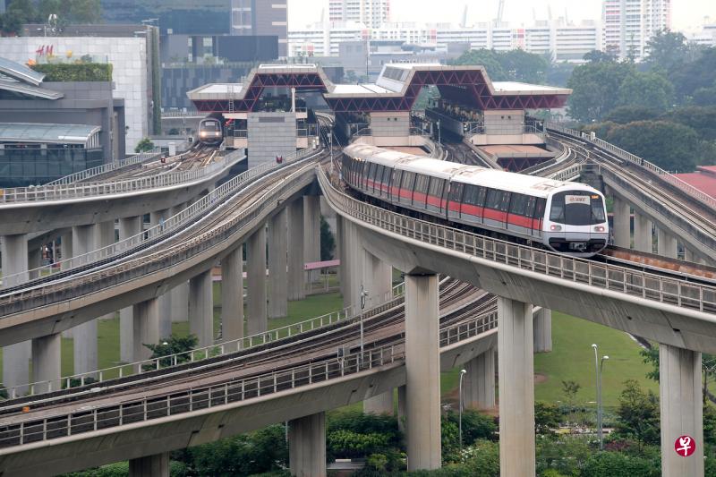 裕廊东地铁站7月6日晚上10时左右发生意外。（海峡时报档案照） 