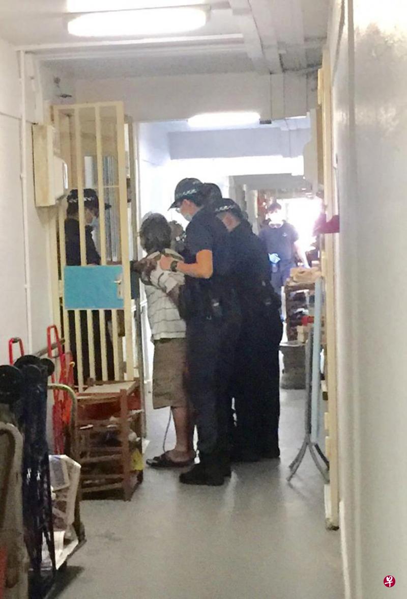 案发后，王建强被警方带走。（受访者提供） 