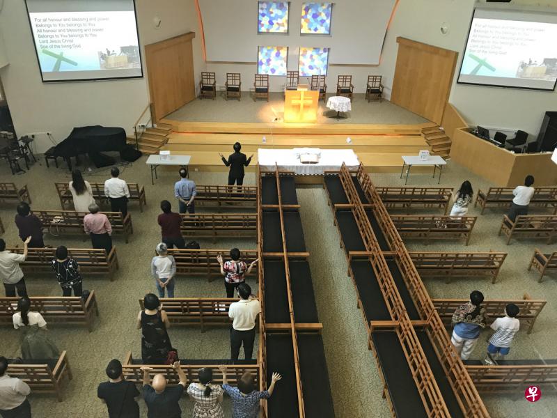 当局强烈建议60岁及以上年长者避免在稳定疫情阶段期间出席宗教活动。（档案照） 