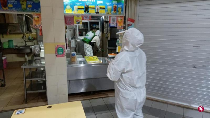 马西岭巷巴刹和熟食中心昨晚消毒。（受访者提供） 