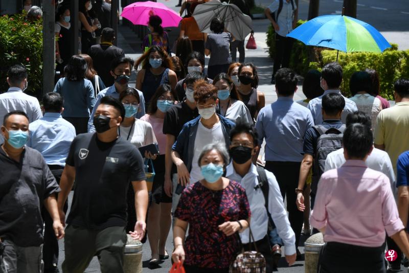 新加坡总人口连续两年减少。（海峡时报档案照） 