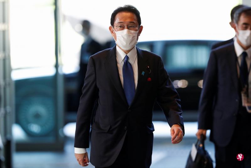 岸田文雄周三表示，他将根据民调结果包括低支持率，进行自我反思，并将继续为来临的大选加倍努力。（路透社） 