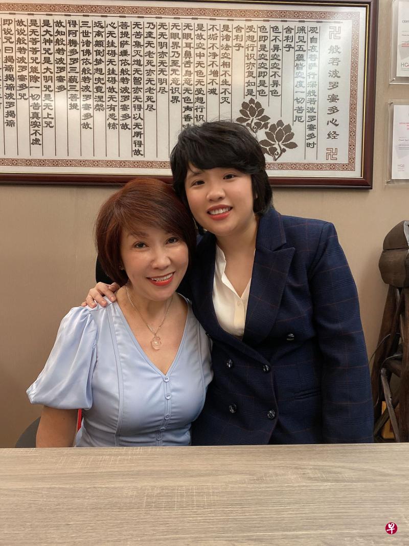 谢美珠（左）与林雪婷母女的共同目标，是Origin Beechoo的持续发展。（甘霖摄） 