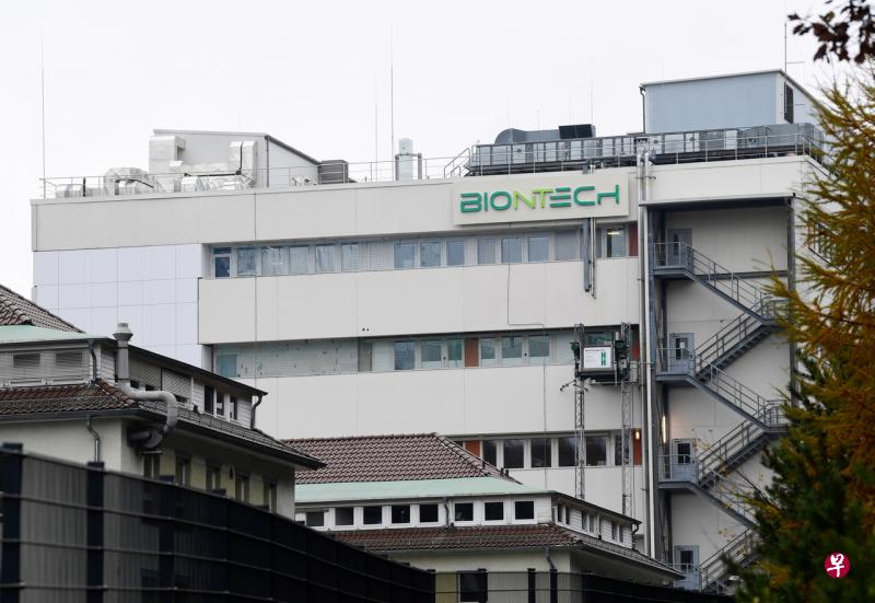 德国BioNTech SE公司说，它已开始为奥密克戎变种病毒开发专用疫苗。（路透社） 