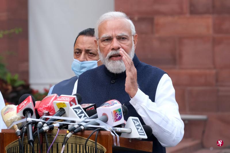 世卫组织上个月将奥密克戎列为“须关注变种”后，印度总理莫迪指示官员重点关注被确认面临奥密克戎风险的国家。（彭博社） 