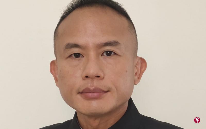 饶欣龙在贴文中指毕丹星的这番言论“不属实”。他强调在面对指控前，已向时任工人党秘书长刘程强坦白情况。（取自面簿） 