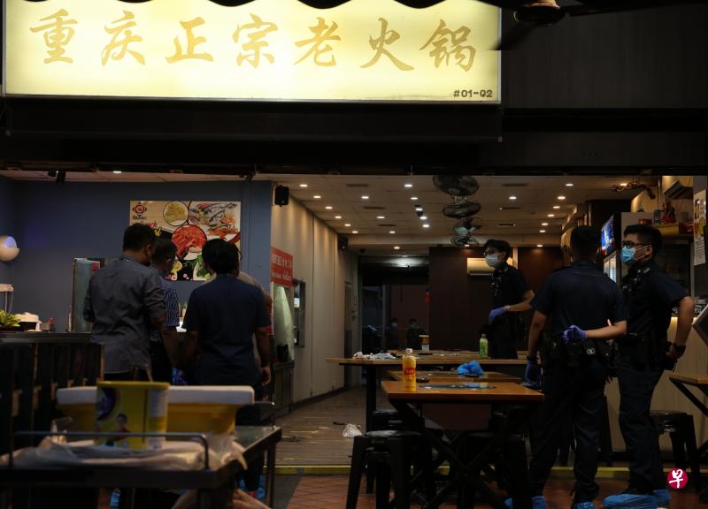 这起骇人血案发生在4月14日下午，地点是美芝路75号的重庆正宗老火锅店。（蔡振鸿摄） 