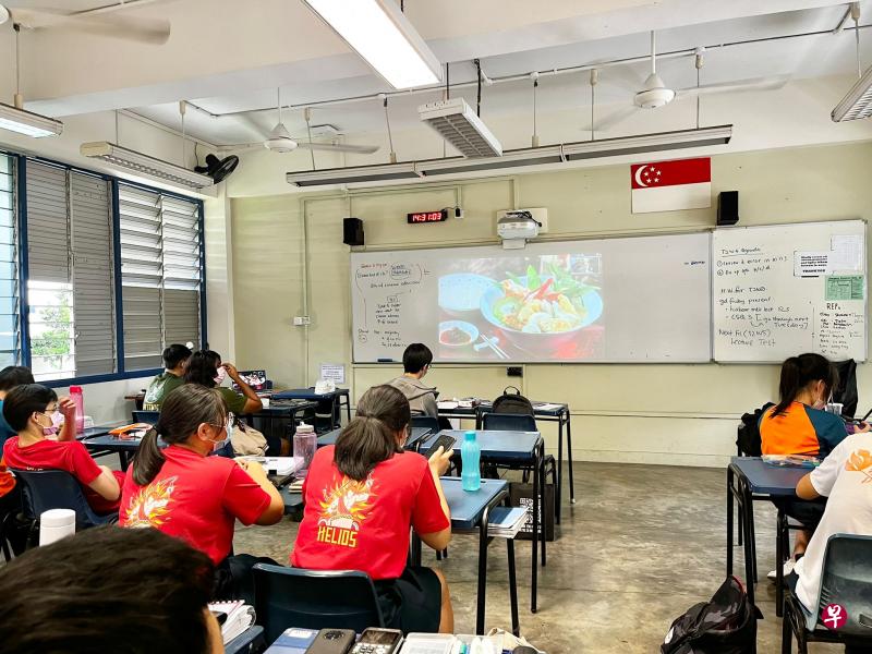 在线上认识华族各籍贯的美食。（安德逊实龙岗初院提供） 