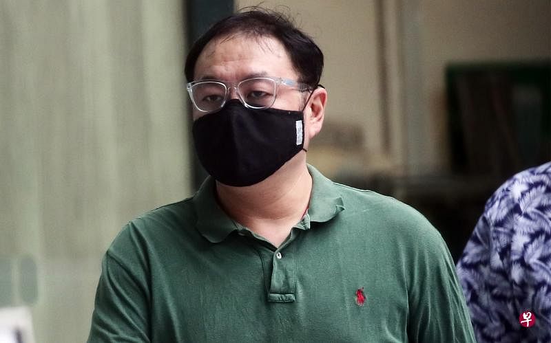 海振传承认其中三项伪造文件的控状，另四项交由法官下判时一并考虑后，被判监24周。（海峡时报） 