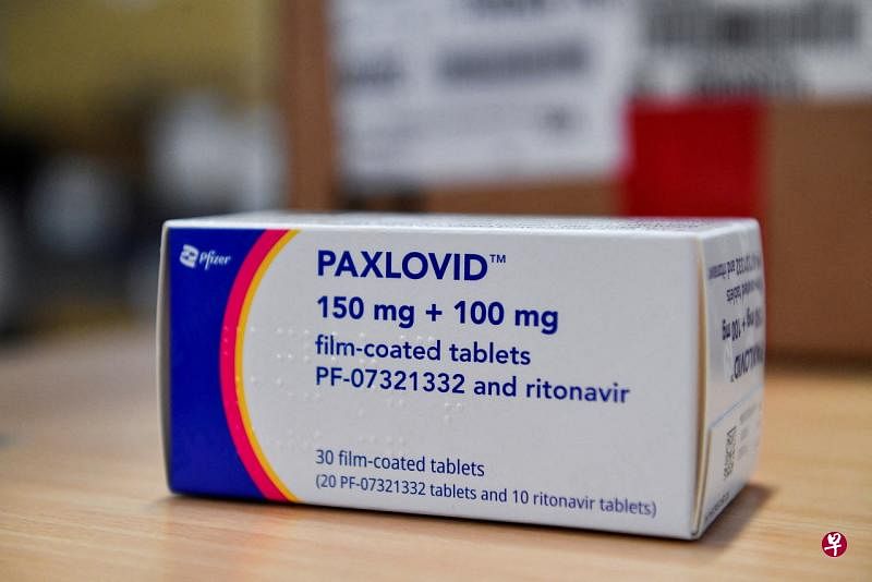 辉瑞公司的一项大型试验显示，其冠病口服药Paxlovid无法有效预防与冠病确诊者同住的人感染冠病。（路透社） 