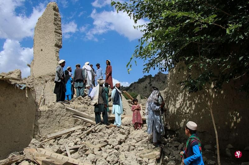 阿富汗发生地震，导致1000多人死亡。（法新社） 
