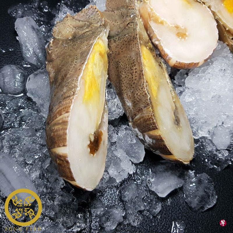松鱼业（Song Fish Dealer）进口的三款虾婆与扇贝产品因重金属镉的含量超标，被食品局下令召回。（取自松鱼业网站） 