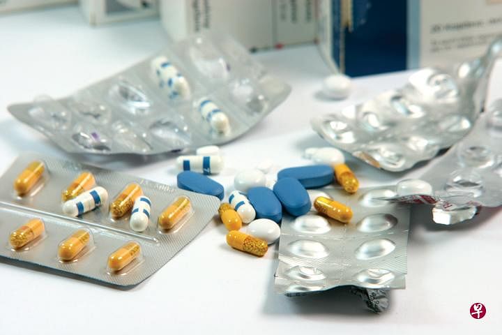 卫生部从今年9月起调整癌症药物清单，在过渡期间，全费私人病患若无法负担医药费，可选择转移到公共医院接受津贴治疗。（档案照） 