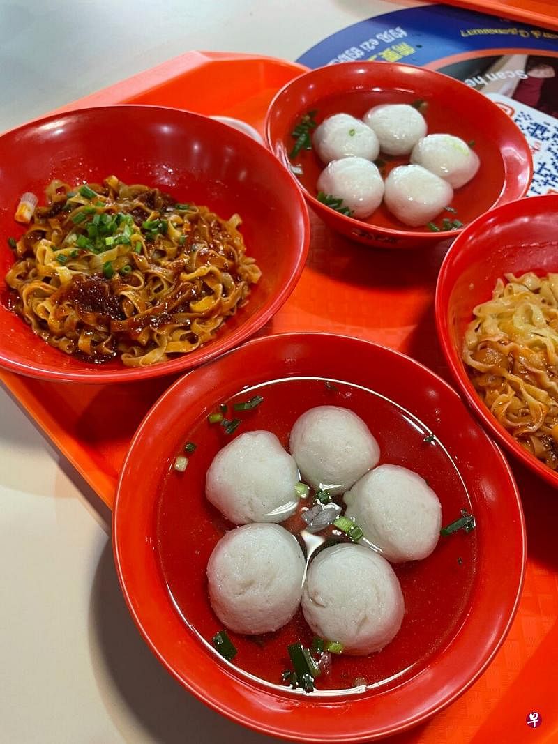 新加坡“必比登推介”新入榜的小贩美食——立兴潮州鱼圆面。（照片由米其林提供） 