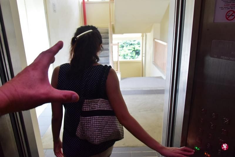 警方接获报案，指一名女生在淡滨尼45街的电梯内，遭一名陌生男子非礼。（档案示意图） 